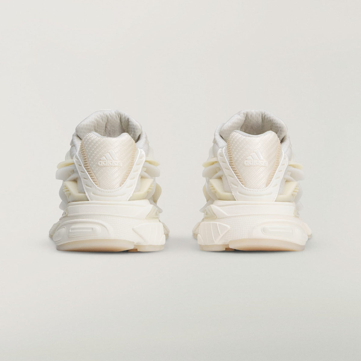 PW Adistar Jellyfish "Chalk White Off White Bliss"