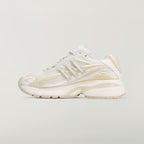 PW Adistar Jellyfish "Chalk White Off White Bliss"