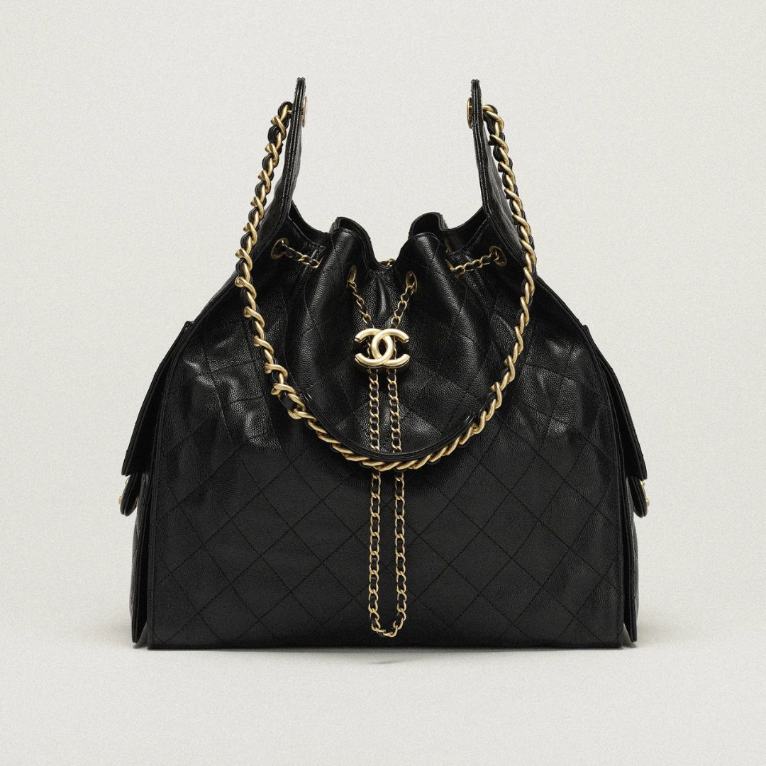 25 Medium Handbag Grained Calfskin "Black"